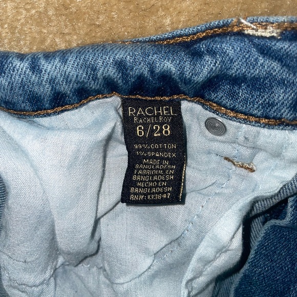 Size 6 Rachel Roy jean shorts - Picture 3 of 4